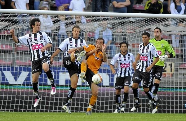 Wolverhampton Wanderers Stephen Fletcher Outsmarts Charleroi Defenders in Pre-Season Clash