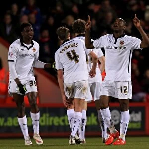 Sky Bet Championship Collection: Sky Bet Championship - AFC Bournemouth v Wolves - Dean Court