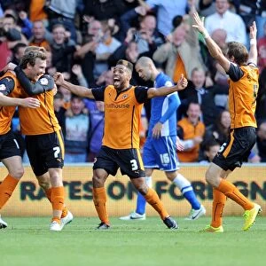 Sky Bet Championship Collection: Sky Bet Championship - Wolves v Cardiff City - Molineux