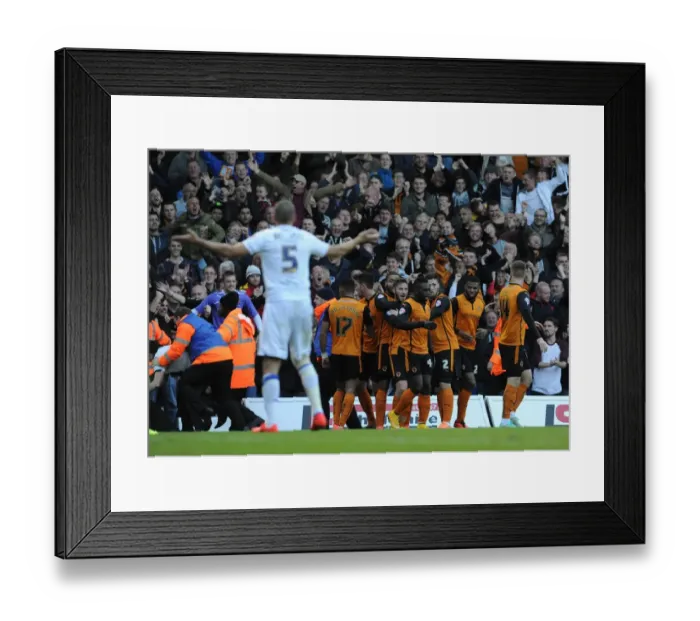Framed Print : Sky Bet Championship - Leeds United v Wolverhampton Wanderers - Elland Road