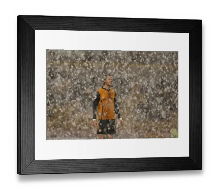 Framed Print : FA Cup - Third Round - Replay - Wolverhampton Wanderers v Fulham - Molineux