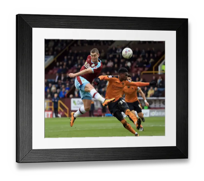 Framed Print : Burnley's Sam Vokes Tries to Score Past Wolves Kortney Hause in Sky Bet Championship Match Framed Print : Burnley's Sam Vokes Tries to Score Past Wolves Kortney Hause in Sky Bet Championship Match
