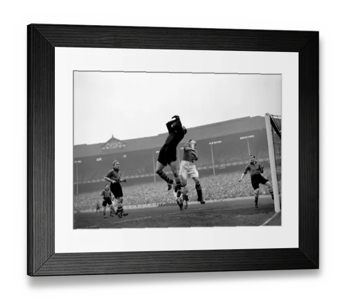 Framed Print : Wolves defeat Manchester United to reach the 1949 FA Cup Final