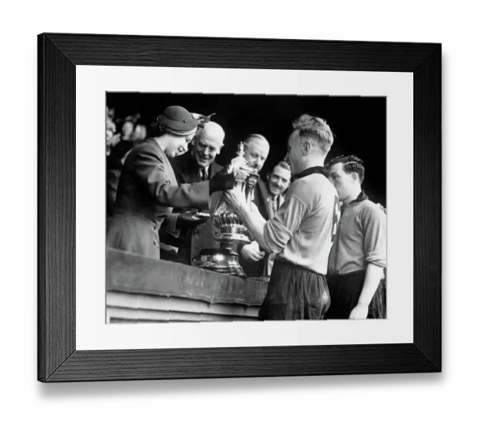 Framed Print : FA Cup Final, Wolves vs Leicester City, Billy Wright presented with the trophy Framed Print : FA Cup Final, Wolves vs Leicester City, Billy Wright presented with the trophy