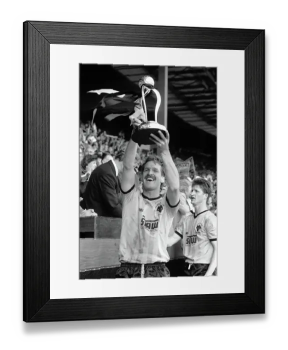 Framed Print : Sherpa Van Trophy Final, Wolves vs Burnley, Ally Robertson lifts the trophy Framed Print : Sherpa Van Trophy Final, Wolves vs Burnley, Ally Robertson lifts the trophy