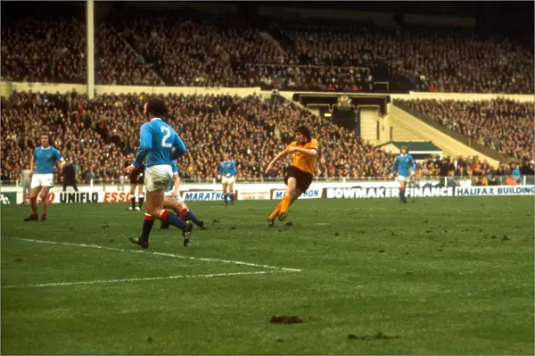 John Richards Scores Wolverhampton Wanderers Second Goal in the League Cup Final Against Manchester City