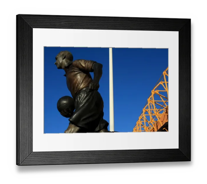 Framed Print : Molineux Stadium - Billy Wright Statue