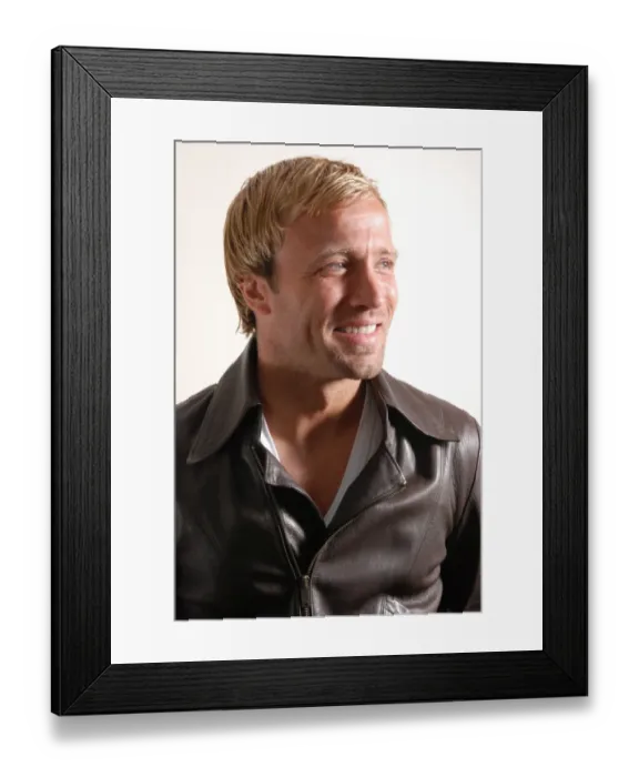 Framed Print : Michael Gray Studio Shot 08 / 09 Framed Print : Michael Gray Studio Shot 08 / 09
