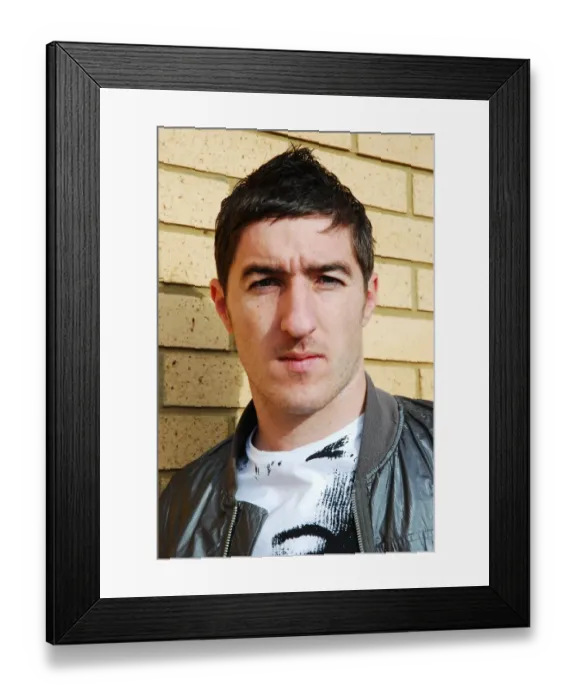 Framed Print : Wolverhampton Wanderers: Stephen Ward's Studio Shots (2008-2009) Framed Print : Wolverhampton Wanderers: Stephen Ward's Studio Shots (2008-2009)