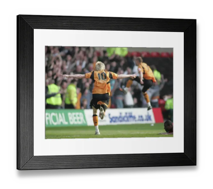 Framed Print : Wolverhampton Wanderers at The City Ground: Nottingham Forest vs. Wolverhampton Wanderers (21 / 03 / 2009) Framed Print : Wolverhampton Wanderers at The City Ground: Nottingham Forest vs. Wolverhampton Wanderers (21 / 03 / 2009)