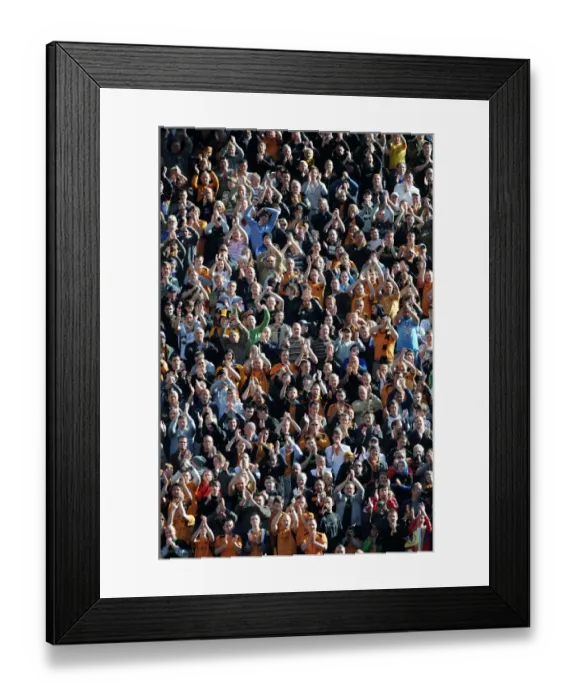 Framed Print : Wolverhampton Wanderers: The Euphoria of Promotion - Wolves Thrilling Victory over QPR (April 18, 2009) Framed Print : Wolverhampton Wanderers: The Euphoria of Promotion - Wolves Thrilling Victory over QPR (April 18, 2009)