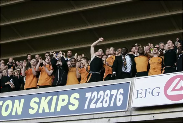Wolverhampton Wanderers: Championship Victory and Premier League Promotion Celebration vs. QPR (2009)