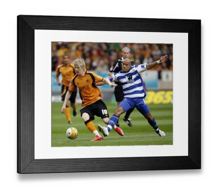 Framed Print : Championship Showdown: Keogh vs Chambers at Molineux Framed Print : Championship Showdown: Keogh vs Chambers at Molineux