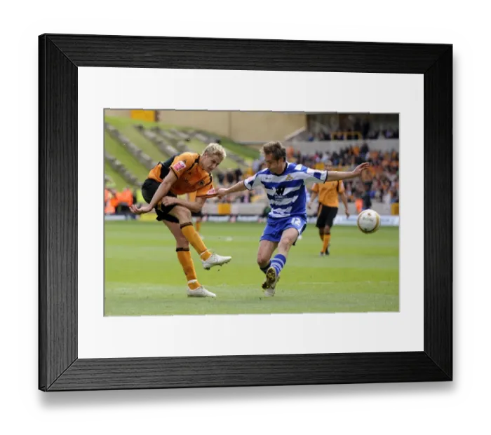 Framed Print : Championship Showdown: Edwards vs Hayter at Molineux - Wolverhampton Wanderers vs Doncaster Rovers, March 5, 2009 Framed Print : Championship Showdown: Edwards vs Hayter at Molineux - Wolverhampton Wanderers vs Doncaster Rovers, March 5, 2009