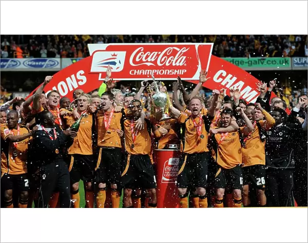 Wolverhampton Wanderers: 2009 Championship Title Win - Celebrating Promotion with the Championship Trophy