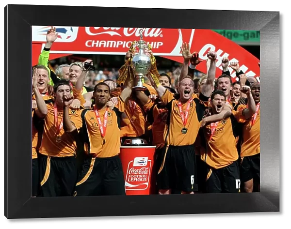 Wolverhampton Wanderers: Celebrating Championship Promotion with the Trophy (2008-09)