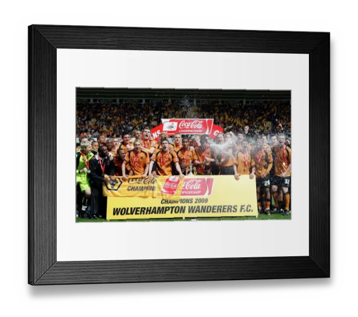 Framed Print : Football - Wolverhampton Wanderers v Doncaster Rovers Framed Print : Football - Wolverhampton Wanderers v Doncaster Rovers