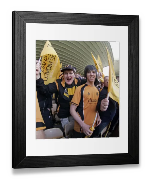 Framed Print : Wolves Unforgettable Championship Promotion Celebration (3 / 5 / 09)