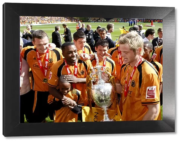 Wolverhampton Wanderers: 2008-09 Championship Title Win - Sylvan Ebanks Blake and Richard Stearman Celebrate Promotion with the Championship Trophy