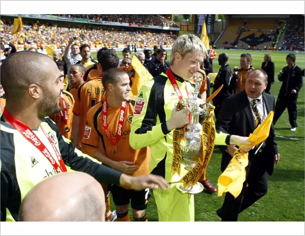 Wolverhampton Wanderers: Wayne Hennessey's Triumphant Moment with the Championship Trophy (2008-09)