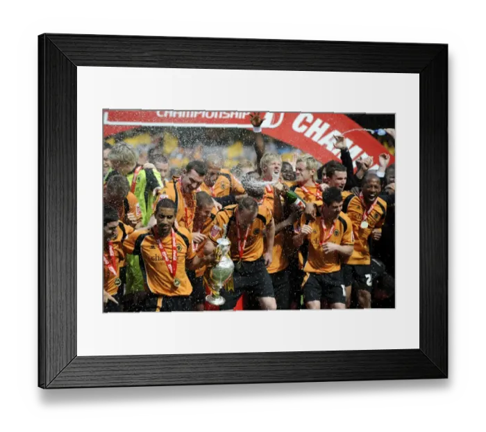 Framed Print : Wolverhampton Wanderers: Championship Promotion Celebration with Trophy (vs Doncaster Rovers, 2008-09)