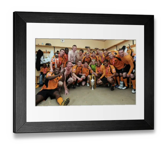 Framed Print : Soccer - Coca Cola Football League Championship - Wolverhampton Wanderers v Doncaster Rovers Framed Print : Soccer - Coca Cola Football League Championship - Wolverhampton Wanderers v Doncaster Rovers