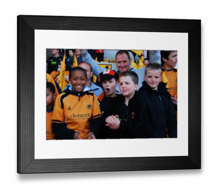 Framed Print : Wolverhampton Wanderers: 08-09 Championship Title Win & Celebration Framed Print : Wolverhampton Wanderers: 08-09 Championship Title Win & Celebration