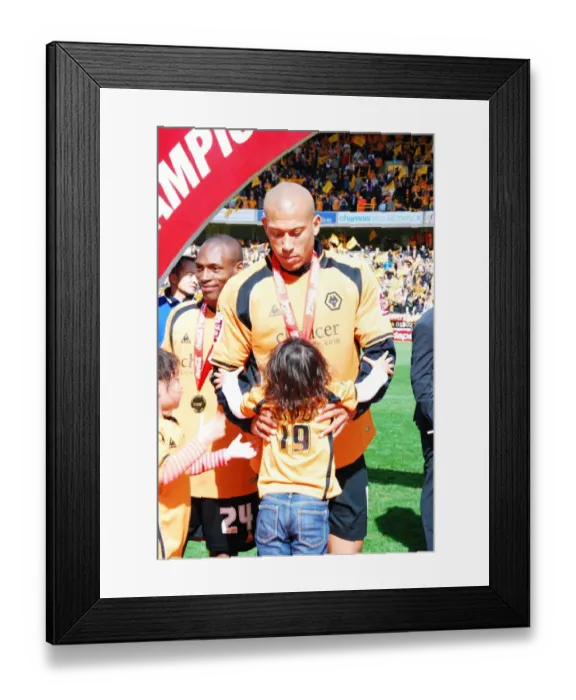 Framed Print : Wolverhampton Wanderers: Unforgettable Moments and Matches of the 08-09 Championship Title Win - Wolves Championship Glory: A Celebration of Their Championship Championship Win