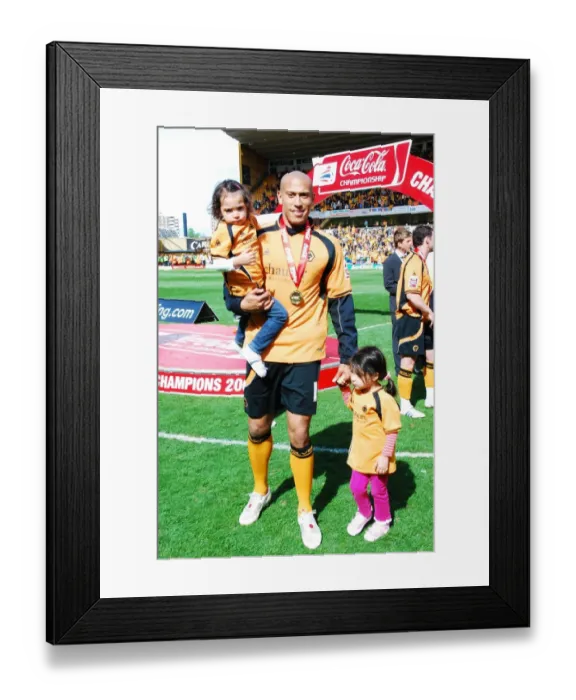 Framed Print : Wolverhampton Wanderers: Champions of the Championship 08-09 - Glory Days