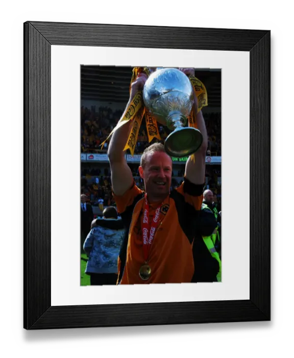 Framed Print : Wolverhampton Wanderers: 08-09 Championship Title Win - Celebrating a Return to Champions League Football Framed Print : Wolverhampton Wanderers: 08-09 Championship Title Win - Celebrating a Return to Champions League Football