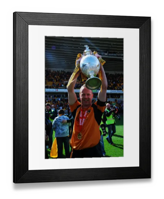 Framed Print : Wolves: 08-09 Championship Champions - Glory Days