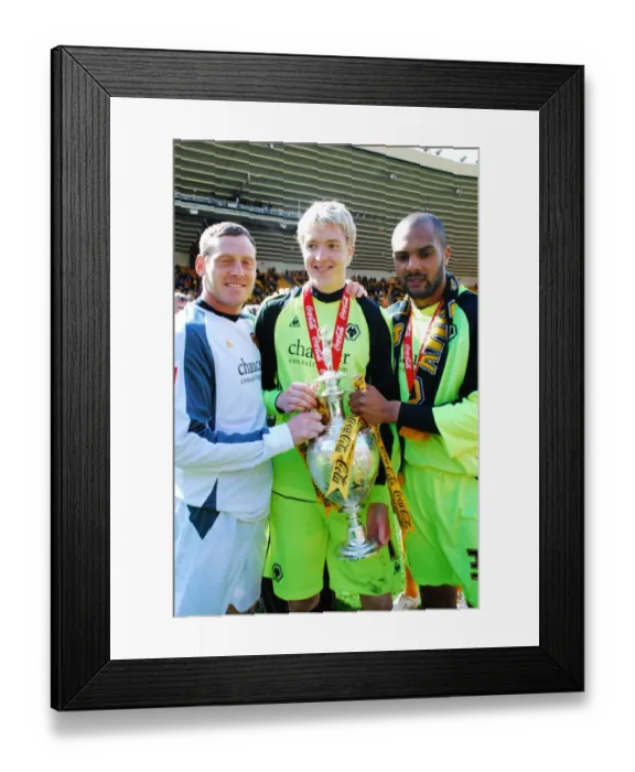 Framed Print : Wolves: 08-09 Championship Title Win - Celebrating Glory Framed Print : Wolves: 08-09 Championship Title Win - Celebrating Glory
