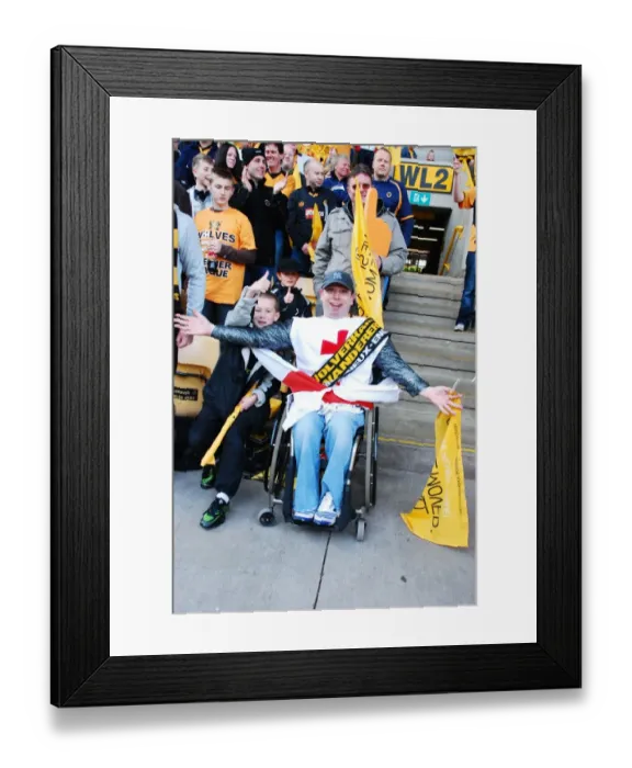Framed Print : Wolverhampton Wanderers: Unforgettable Matches and Moments - Championship Title Win 08-09 Framed Print : Wolverhampton Wanderers: Unforgettable Matches and Moments - Championship Title Win 08-09