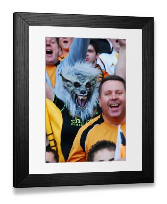 Framed Print : 2008-09 Wolverhampton Wanderers: Championship Title Win - Champions Celebration Framed Print : 2008-09 Wolverhampton Wanderers: Championship Title Win - Champions Celebration