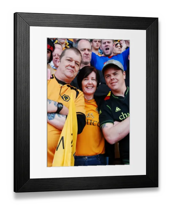 Framed Print : Glory Days: Wolverhampton Wanderers - 08-09 Championship Champions