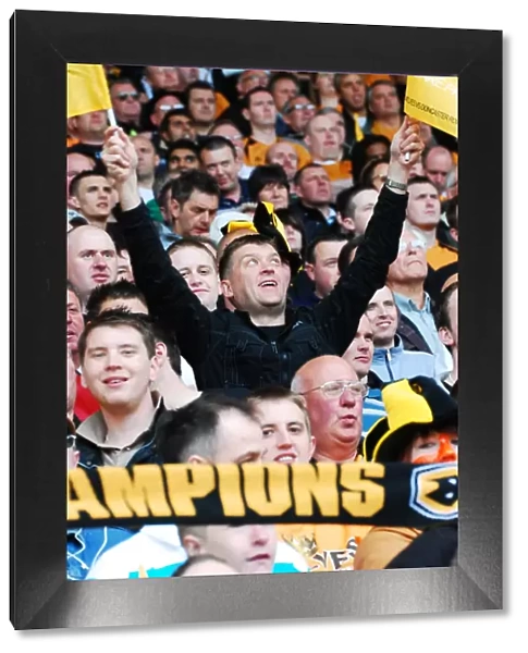 Celebrating Glory: Wolverhampton Wanderers 08-09 Championship Title Win - A Season to Remember