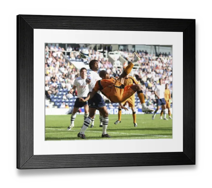 Framed Print : Football - Preston North End v Wolverhampton Wanderers Framed Print : Football - Preston North End v Wolverhampton Wanderers