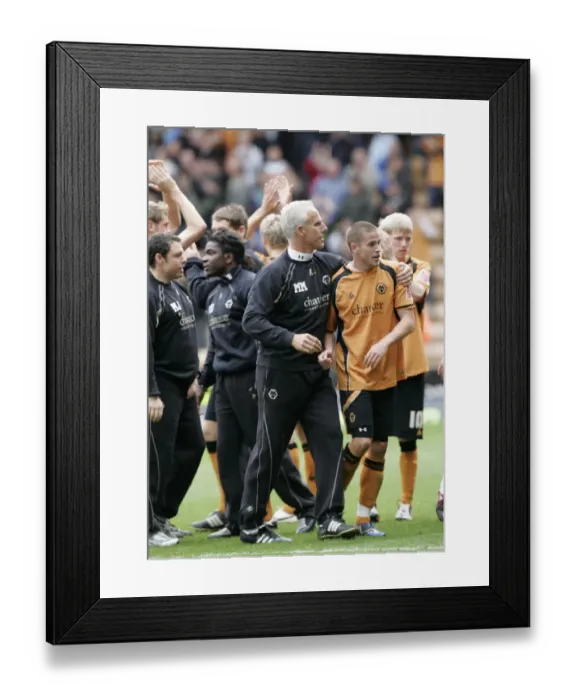 Framed Print : Football - Wolverhampton Wanderers v Coventry City Framed Print : Football - Wolverhampton Wanderers v Coventry City