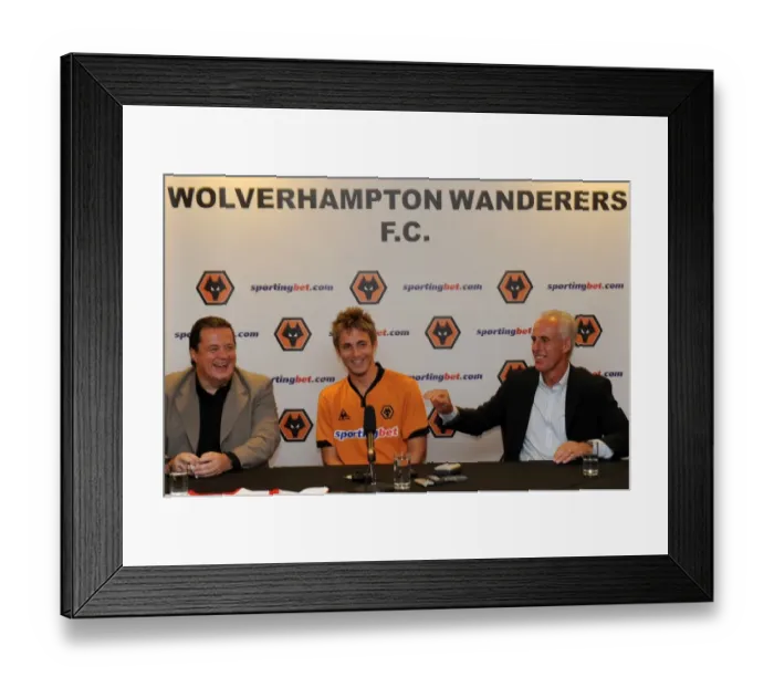 Framed Print : Wolverhampton Wanderers Welcome New Striker Kevin Doyle: Moxey and McCarthy Greet Irish Star