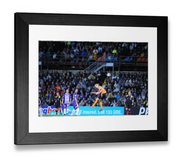 Framed Print : Wolverhampton Wanderers vs. Perth Glory: 2009 Pre-Season Match Framed Print : Wolverhampton Wanderers vs. Perth Glory: 2009 Pre-Season Match