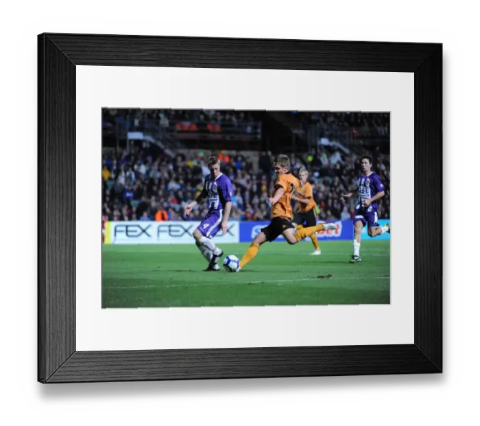 Framed Print : Wolverhampton Wanderers vs Perth Glory: 2009 Pre-Season Match Framed Print : Wolverhampton Wanderers vs Perth Glory: 2009 Pre-Season Match