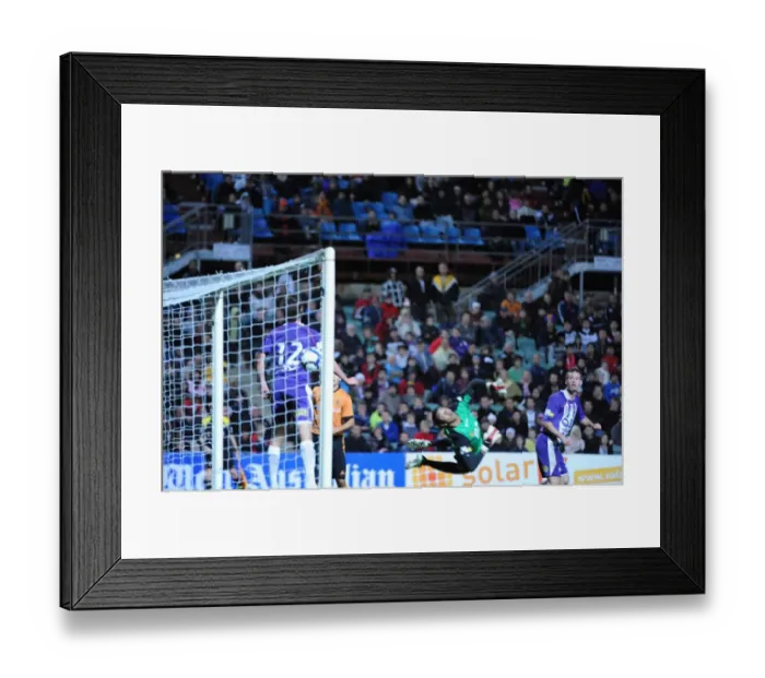 Framed Print : Wolverhampton Wanderers in Action: Perth Glory Clash, July 2009 (Pre-Season 2009) Framed Print : Wolverhampton Wanderers in Action: Perth Glory Clash, July 2009 (Pre-Season 2009)
