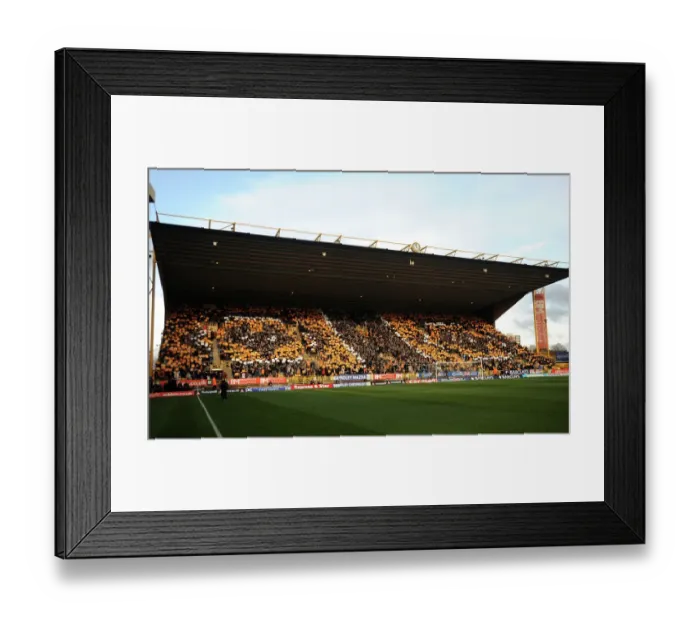 Framed Print : SOCCER - Barclays Premier League - Wolverhampton Wanderers v Birmingham City Framed Print : SOCCER - Barclays Premier League - Wolverhampton Wanderers v Birmingham City
