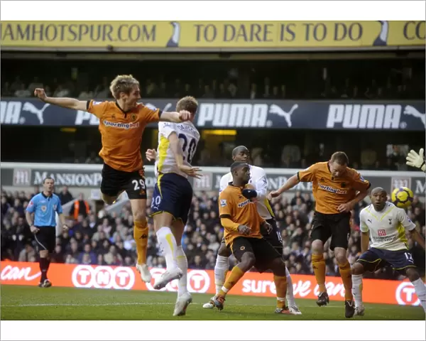 Kevin Doyle Scores the Opener: Wolverhampton Wanderers Take Early Lead Against Tottenham Hotspur in Barclays Premier League
