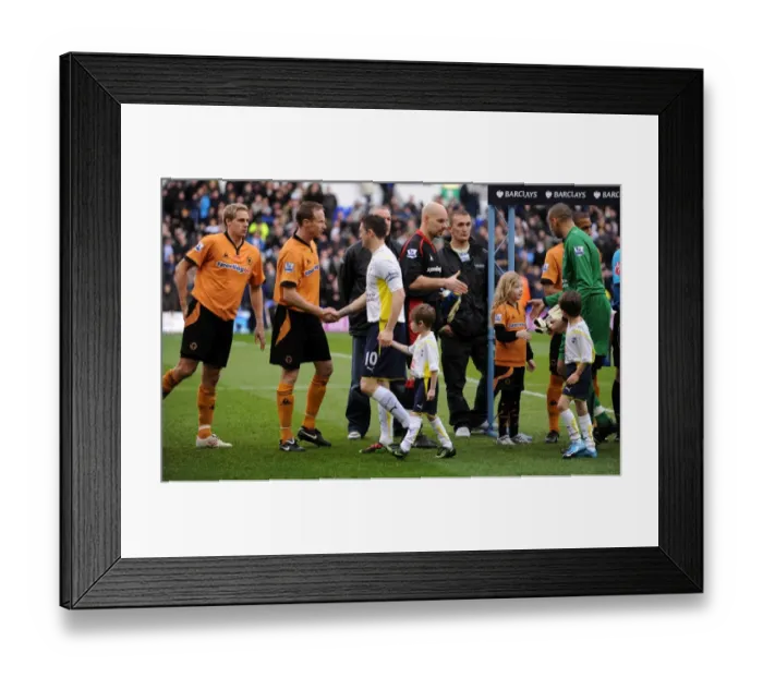 Framed Print : Keane vs. Craddock: A Premier League Showdown - Tottenham vs. Wolverhampton Wanderers