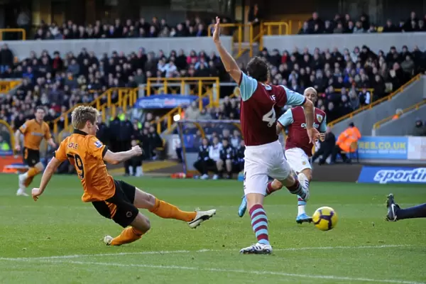 Wolverhampton Wanderers Kevin Doyle Scores the Decisive Goal: Wolves 2-0 Burnley (Premier League Soccer)