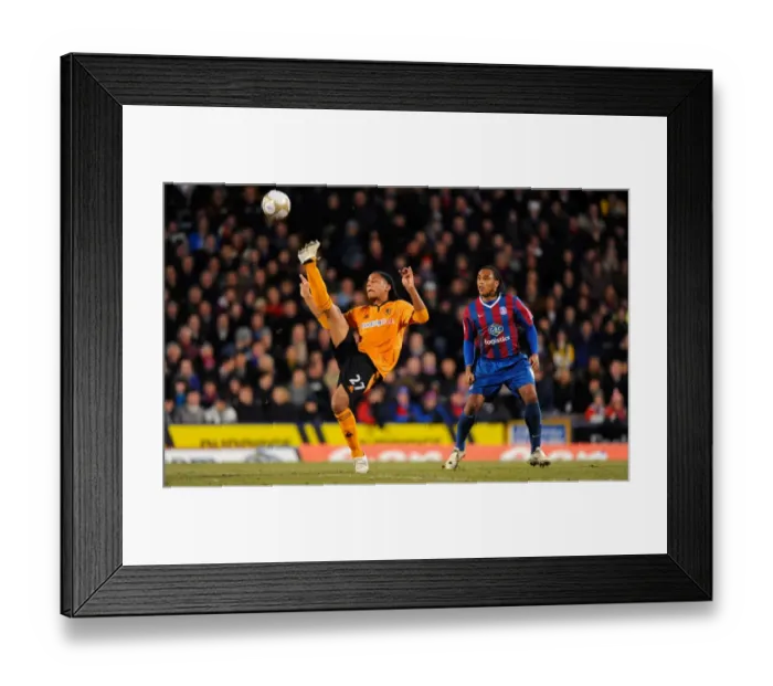 Framed Print : Mancienne vs Danns: A Football Battle in the FA Cup Fourth Round Replay - Crystal Palace vs Wolverhampton Wanderers