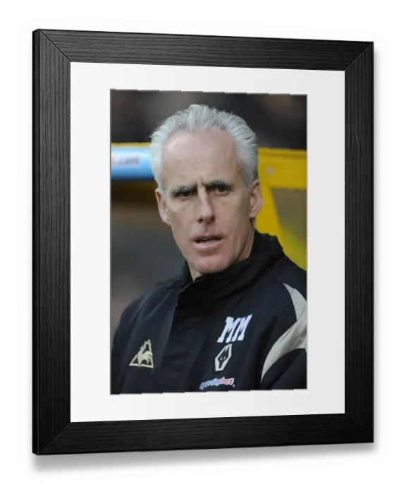 Framed Print : Soccer - Barclays Premier League - Wolverhampton Wanderers v Chelsea Framed Print : Soccer - Barclays Premier League - Wolverhampton Wanderers v Chelsea