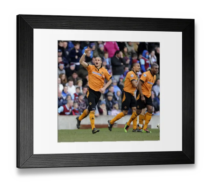 Framed Print : SOCCER - Barclays Premier League - Burnley v Wolverhampton Wanderers Framed Print : SOCCER - Barclays Premier League - Burnley v Wolverhampton Wanderers