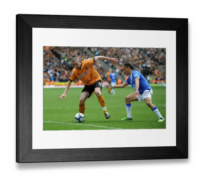 Framed Print : Midfield Masterpiece: Jones vs Pienaar - Wolverhampton Wanderers vs Everton (BPL, 2010)